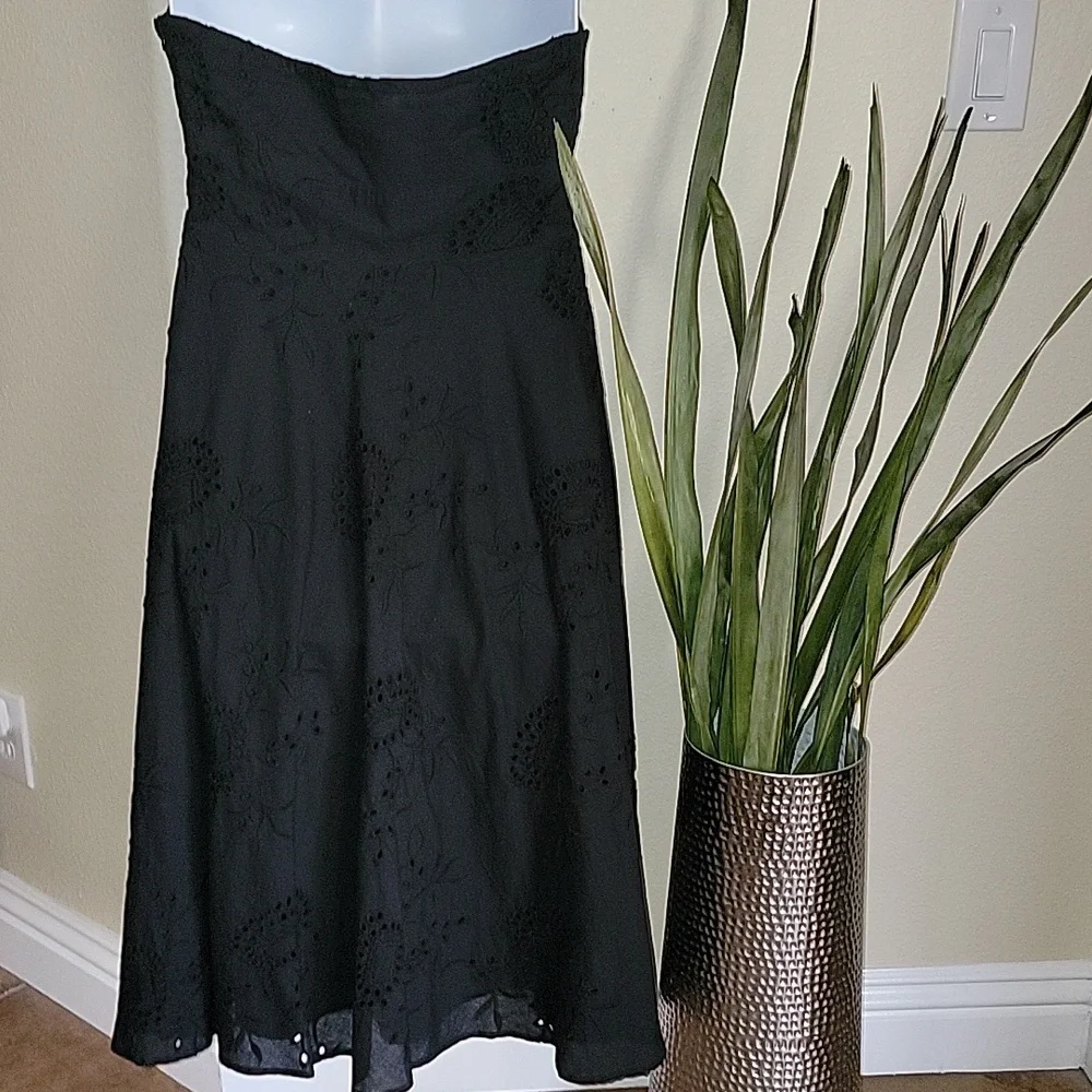 Bandolino Halter Black Flower Pattern Eyelet 100% cotton Dress size 12 - Picture 3 of 10